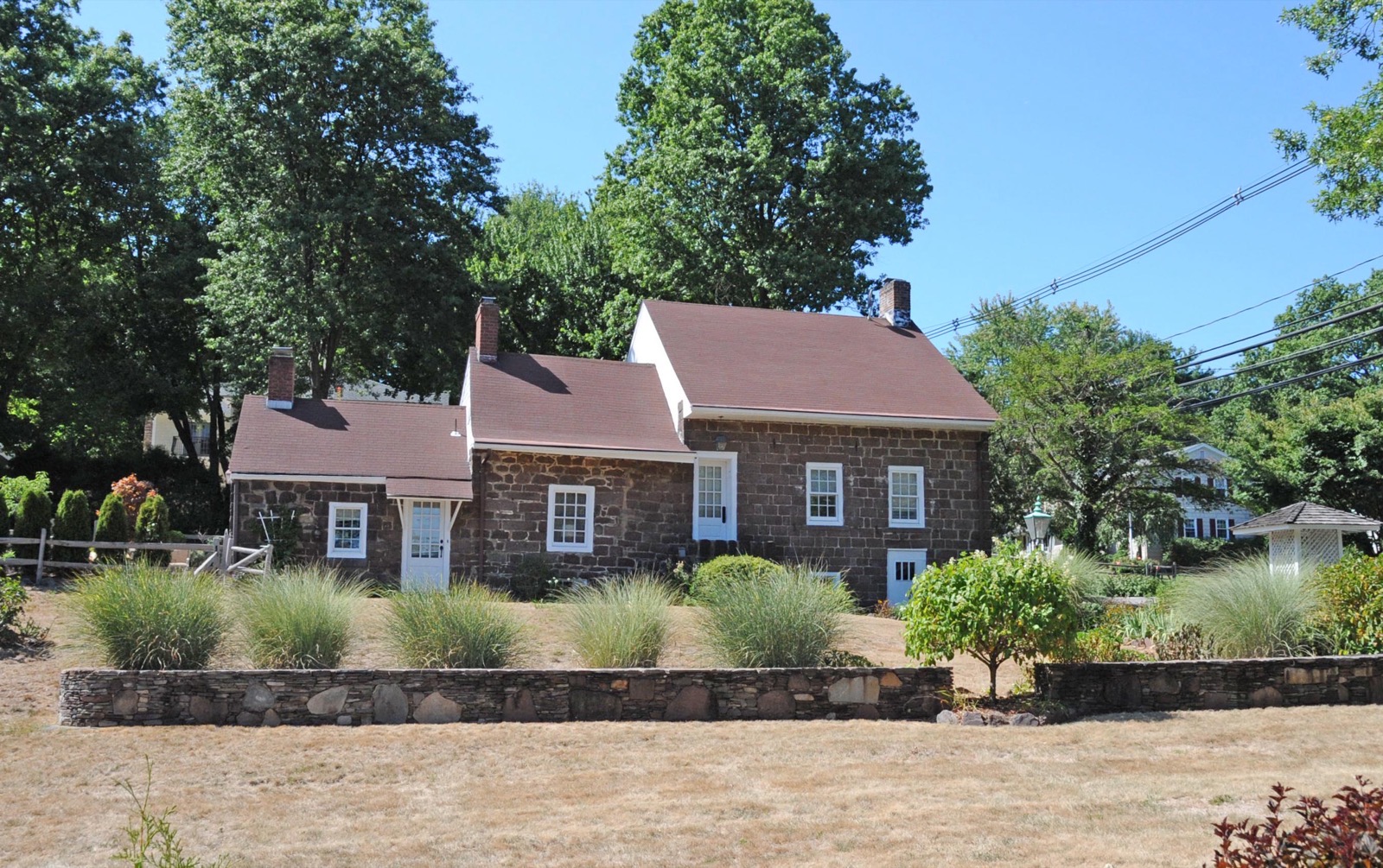 The Van Horn–Ackerman House, a stone "telescope house" at 101 Wyckoff Ave in Wyckoff, N.J.